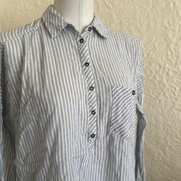 Urban Outfitters BGD Ladies Oversized Lightweight Woven Blue Yellow Stripe Shirt - Picture 2 of 9